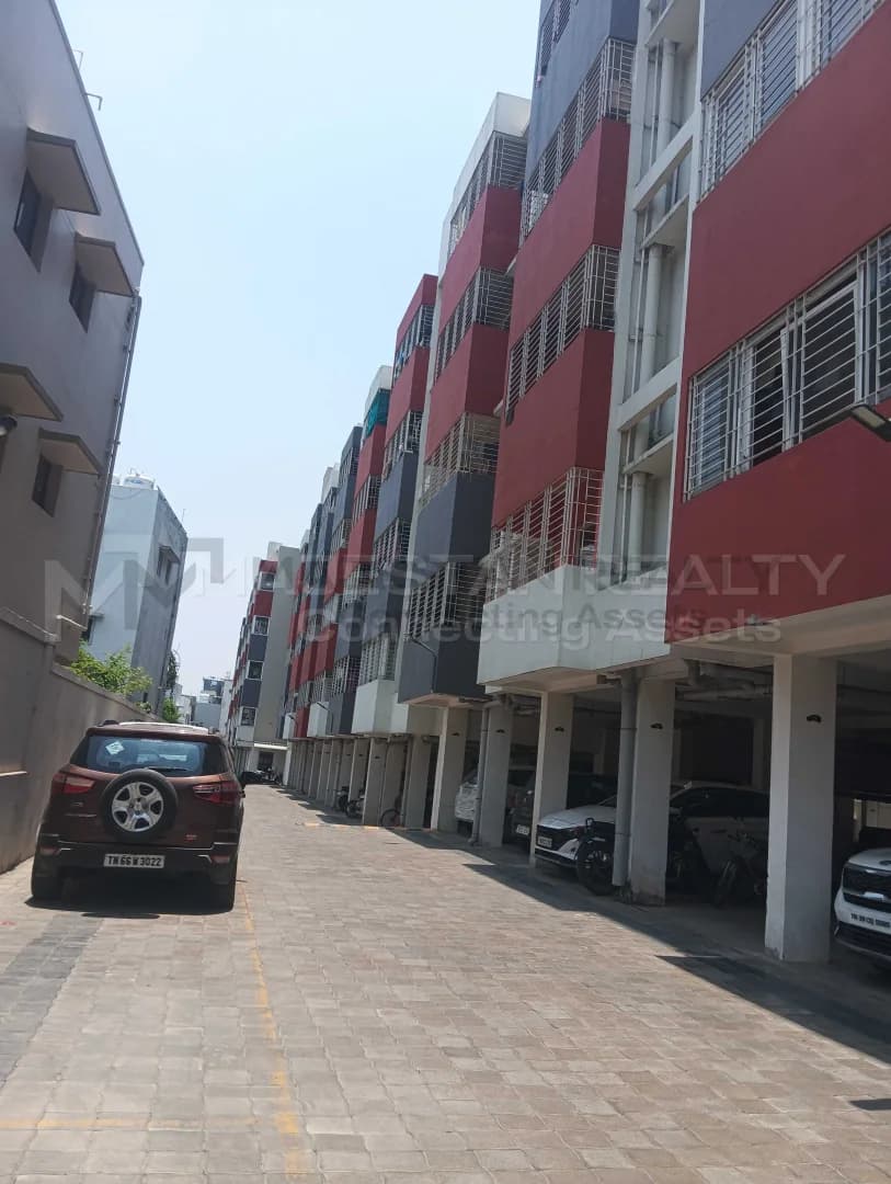 RR Swara Apartment