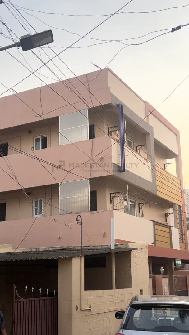 2bhk at hopes